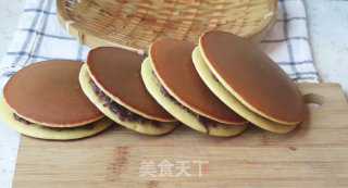 破次元的童年偶像哆啦A梦超爱的铜锣烧步骤6