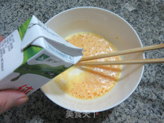 蜜豆牛奶鸡蛋布丁步骤3