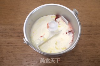 草莓冰激淋步骤5