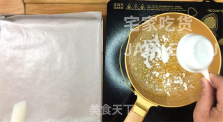 超简单蜂巢焦糖脆，口感酥脆甜蜜，微微粘牙，5分钟轻松搞定。步骤4