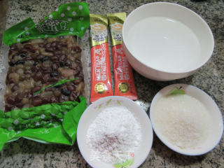蜜豆奶茶棒冰步骤1