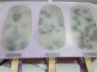 蜜豆奶茶棒冰步骤8