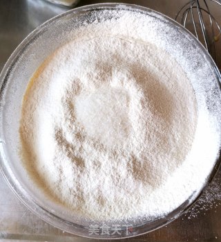 黄桃酸奶千层蛋糕步骤4