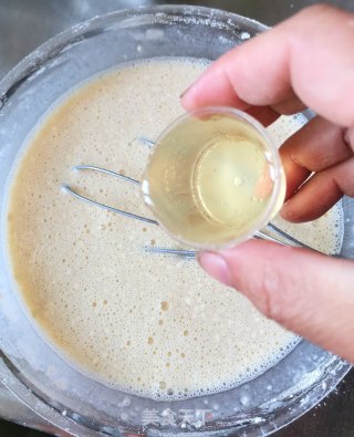 黄桃酸奶千层蛋糕步骤5