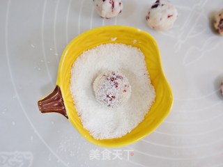 山药蔓越莓椰蓉球❗️饭后小甜点～健脾胃助消化步骤8