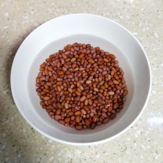 椰香红豆西米露 步骤1