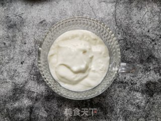 蓝莓芒果甜瓜酸奶杯步骤6