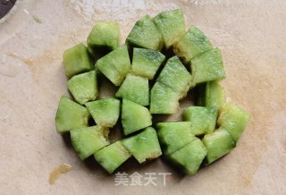 甜瓜芒果坚果酸奶杯步骤3