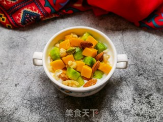 甜瓜芒果坚果酸奶杯步骤10