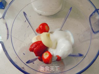 草莓雪糕步骤3