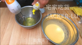 日式棉花瑞士卷，口感绵软细腻，春游试试做一个，让你味蕾绽放。步骤11