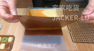 日式棉花瑞士卷，口感绵软细腻，春游试试做一个，让你味蕾绽放。步骤24