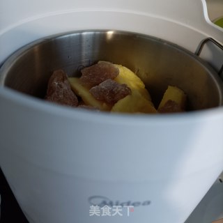 冰糖蒸凤梨步骤4