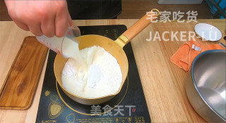 超简单牛奶麻薯球，材料简单、制作方便，软软糯糯真好吃。步骤1