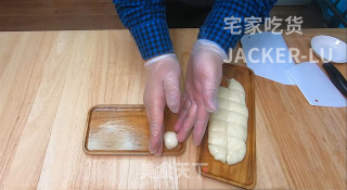超简单牛奶麻薯球，材料简单、制作方便，软软糯糯真好吃。步骤7