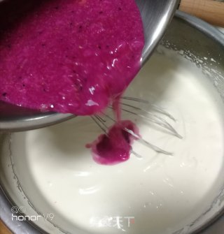 六寸免烤草莓慕斯蛋糕步骤4