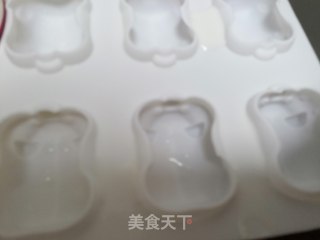 小奶猪果冻步骤2