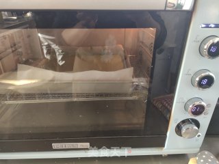 抹茶草莓卷步骤10
