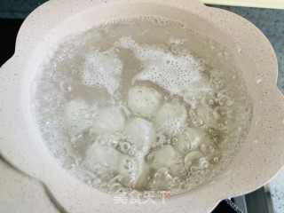 糯叽叽的黑芝麻白玉丸子步骤5