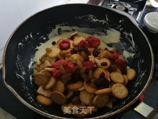 草莓干雪花酥步骤6