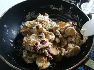 草莓干雪花酥步骤7