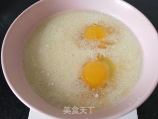 小红花芒果酸奶千层步骤1