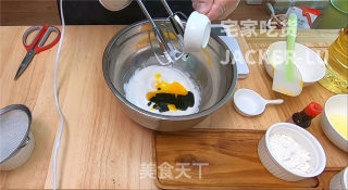 布雪奶油夹心蛋糕，简单又美味，给孩子当做零食更健康美味。步骤10