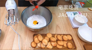 布雪奶油夹心蛋糕，简单又美味，给孩子当做零食更健康美味。步骤13