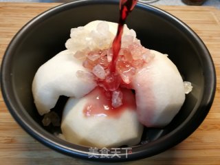 新年遇上情人节刷爆朋友圈的美食～红酒炖雪梨步骤4
