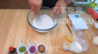 萌萌猫爪麻薯，软软萌萌，香甜软糯，不容错过的新年小甜品。步骤1