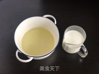 家庭版双皮奶步骤1