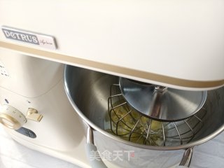 牛年主题蛋糕 呆萌可爱小牛蛋糕步骤5