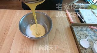 日式焦糖布丁烧，蛋糕层松软，布丁层甜蜜滑嫩，超级治愈的小甜品。步骤22