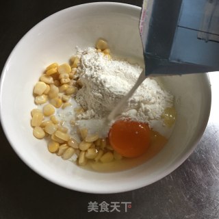 奶香玉米烙步骤2