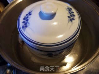 川贝雪梨炖雪耳步骤8