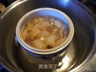 川贝雪梨炖雪耳步骤10