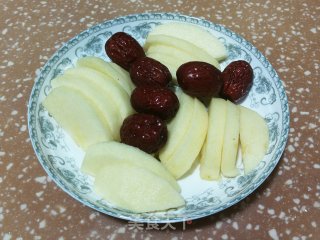 苹果蒸红枣步骤2