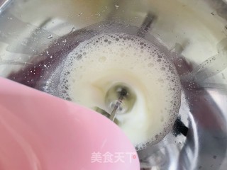 高颜值圣诞双色蛋糕卷步骤5