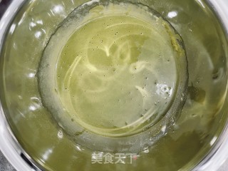 高颜值圣诞双色蛋糕卷步骤3