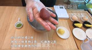 圣诞双色泡芙塔，高颜值外表，超甜蜜的奶油，酥脆的泡芙。步骤4