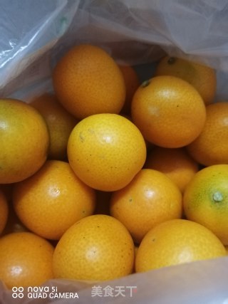 冰糖金桔蜜饯步骤1