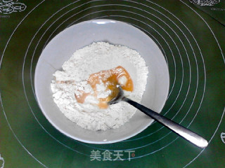 三明治机不做三明治：蔓越莓香橙三角饼步骤3