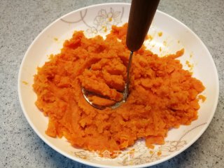 解锁红薯新吃法～香烤红薯条步骤4