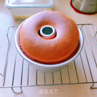 双莓布丁榴莲蛋糕步骤1