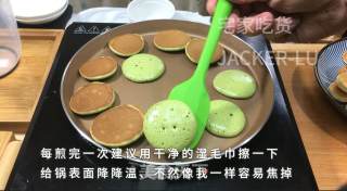 双色奶香小松饼，满口奶香，柔软细腻，下午茶的不二的选择！步骤20