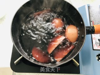 红酒烩梨步骤5
