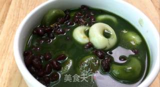 双色抹茶善哉，甜蜜回甘的让人回味，冬天来一碗，非常的小确幸。步骤16