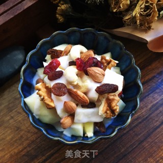干果酸奶拌苹果步骤8