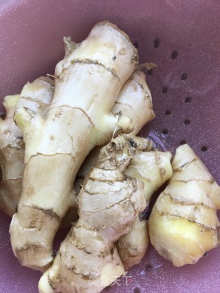 姜枣黑糖块步骤1
