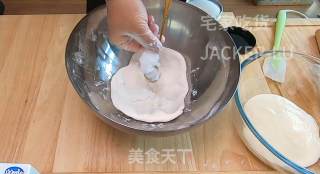 彩色汤圆水麻薯，平凡而又甜蜜的小甜点，和家人一起品尝吧。步骤5